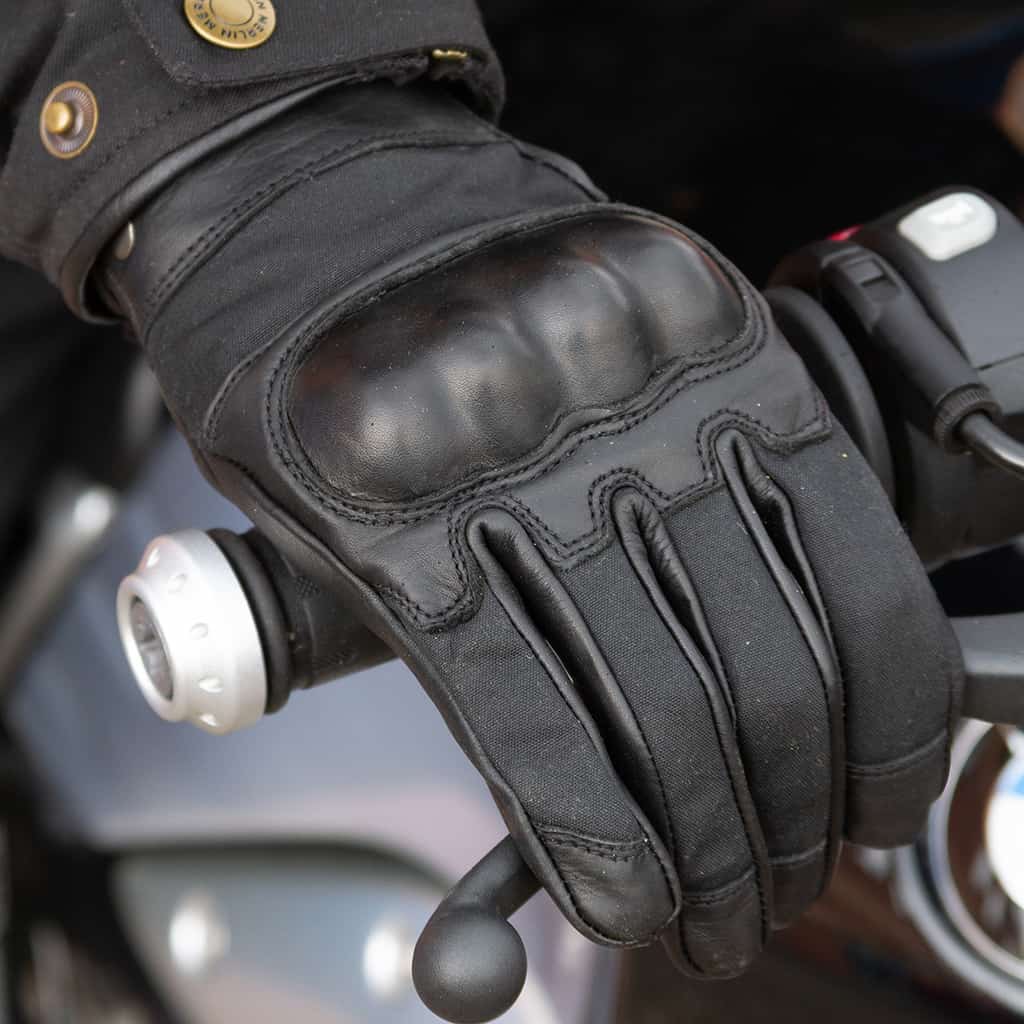 Merlin Glenn motorcycle gloves in black