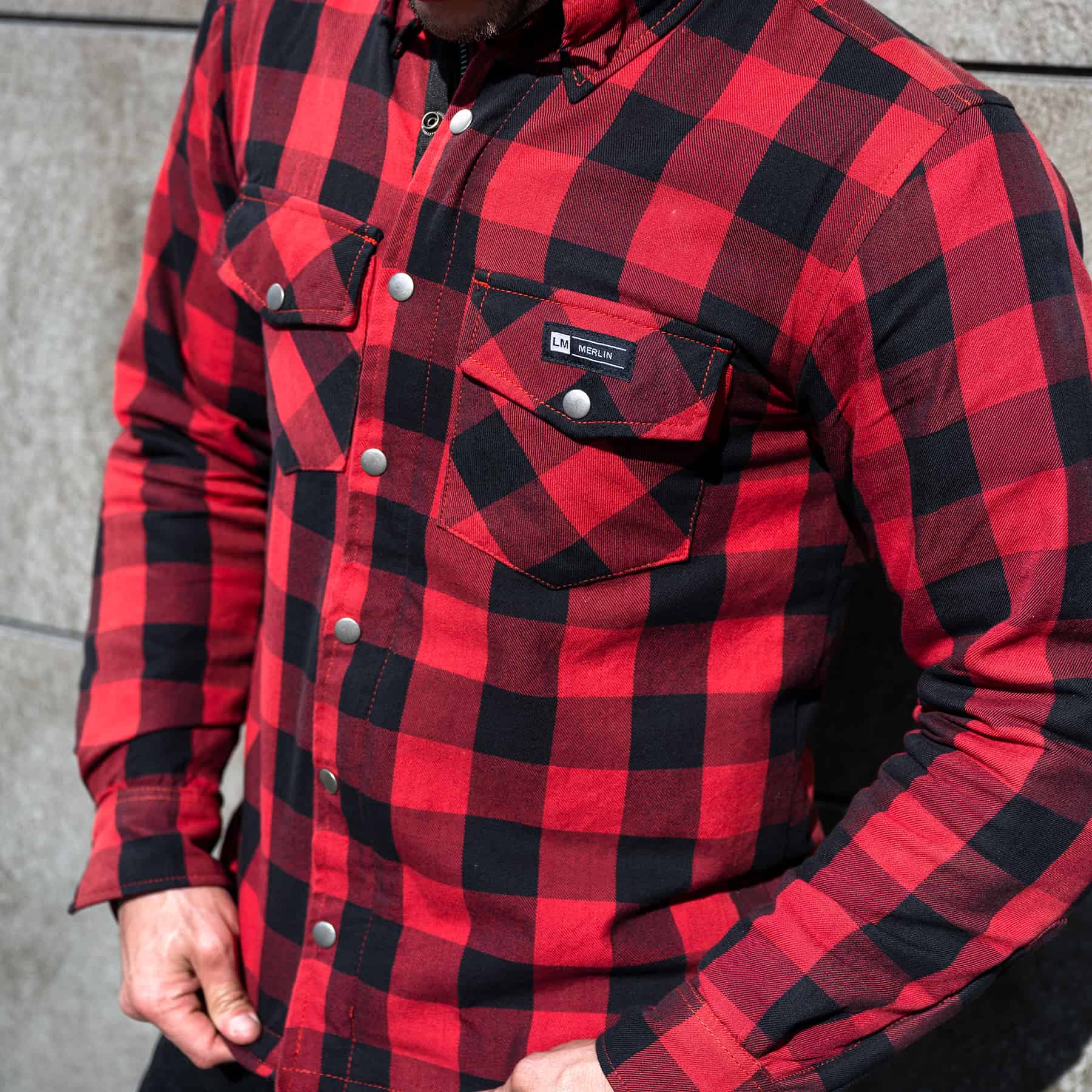 Merlin Axe Riding Shirt in red/black