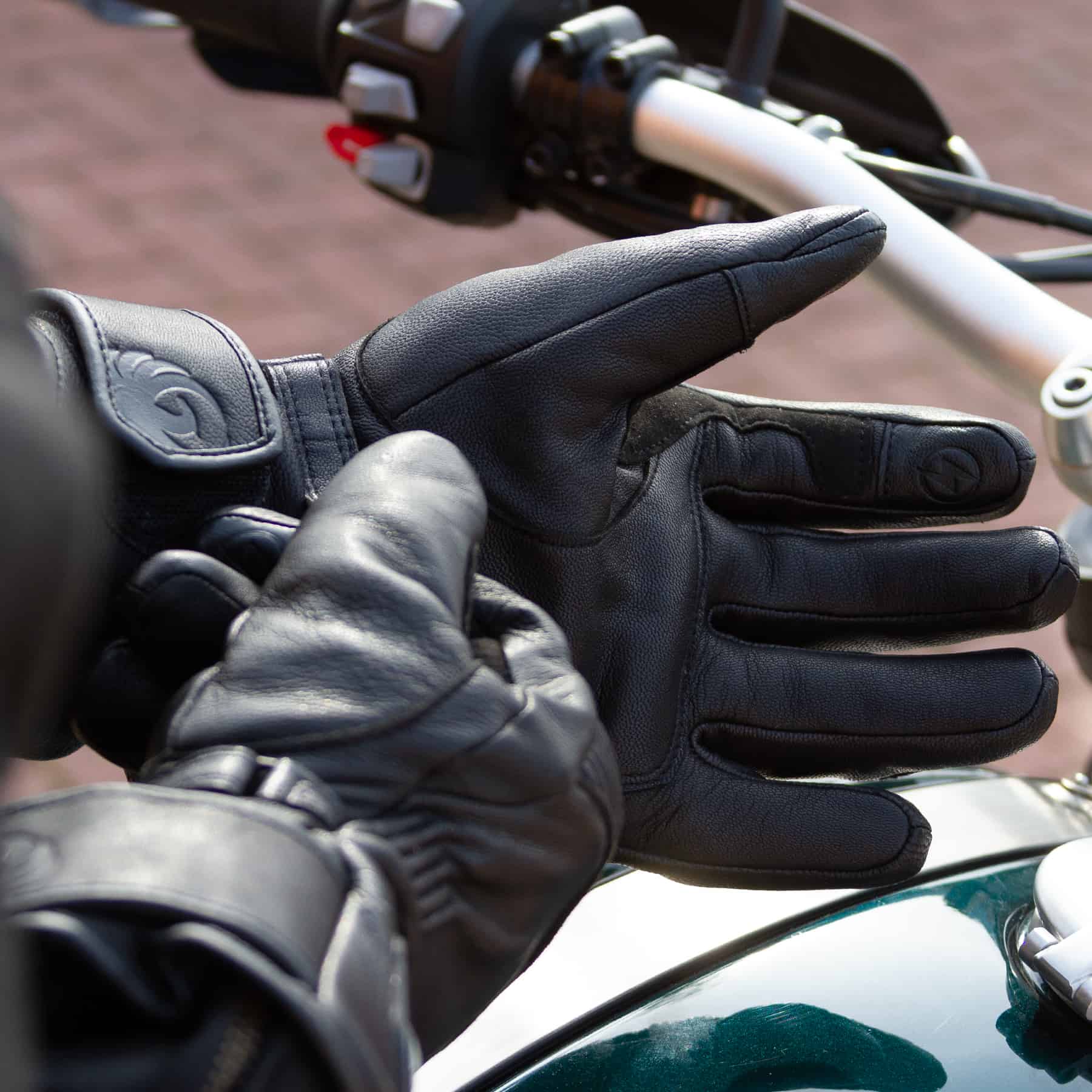 Merlin Minworth Heated motorcycle glove in black