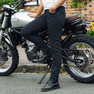 Zoey Jeans Lifestyle 1 Zoey Jeans Lifestyle 1
