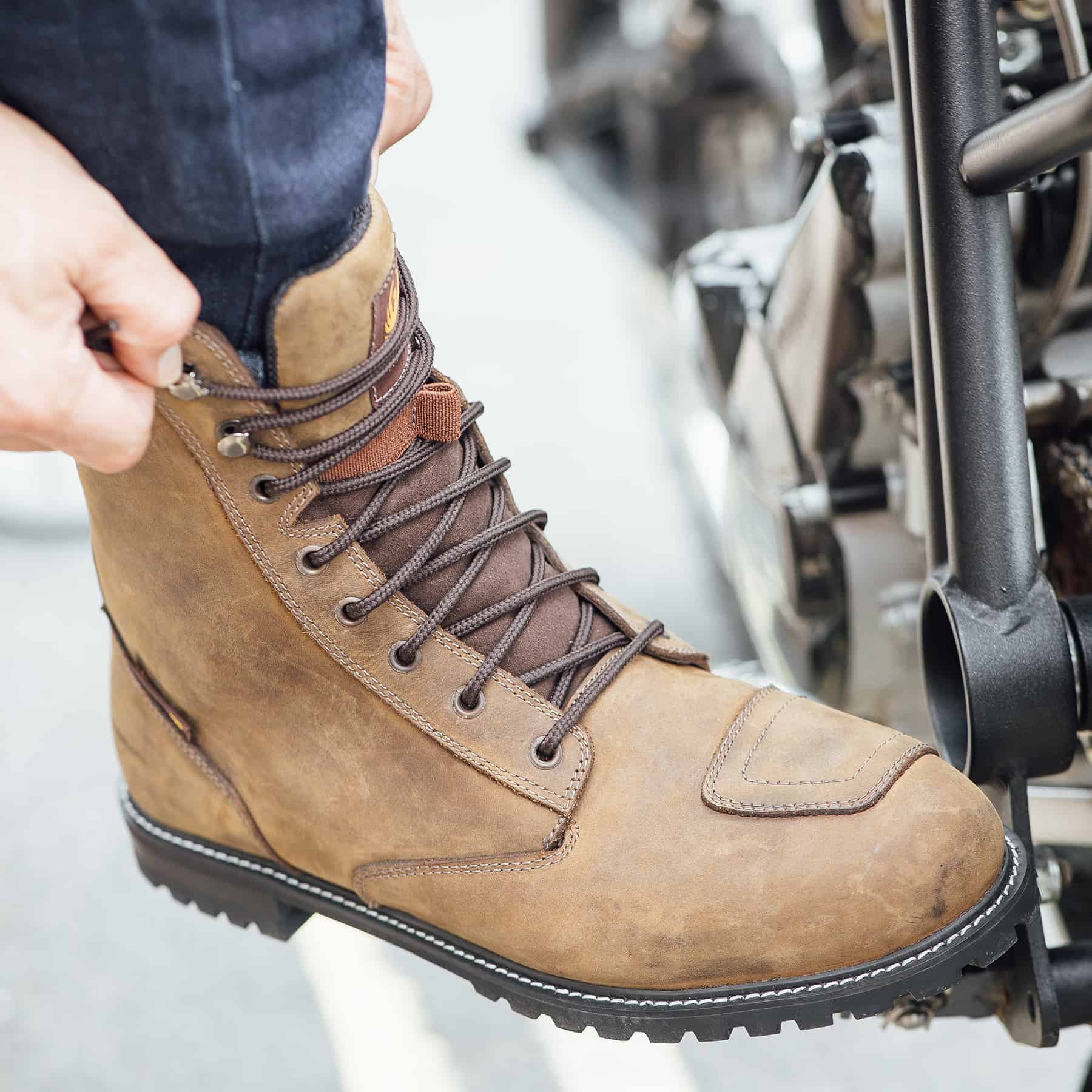 Lifestyle image of the Merlin Drax II boots in brown