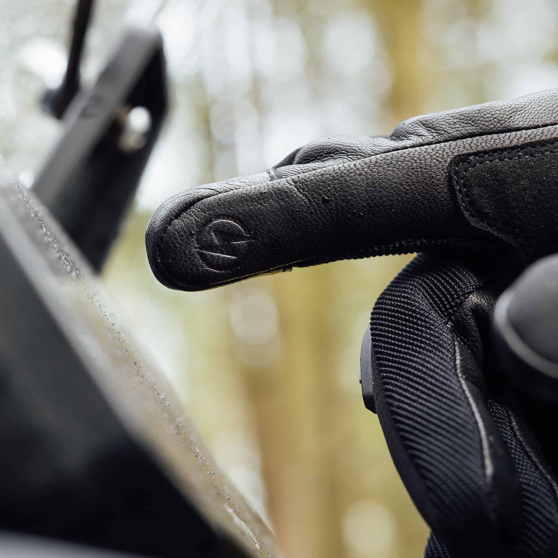 Jura Glove Black Touch Digital Jura Glove Black Touch Digital