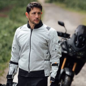 Taos Black:Ice Front Lifestyle 2