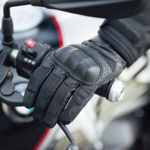 Griffin Glove Square2 Griffin Glove Square2