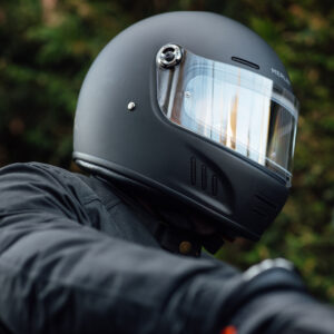 Revival Matt Black Lifestyle sq1 Revival Matt Black Lifestyle sq1