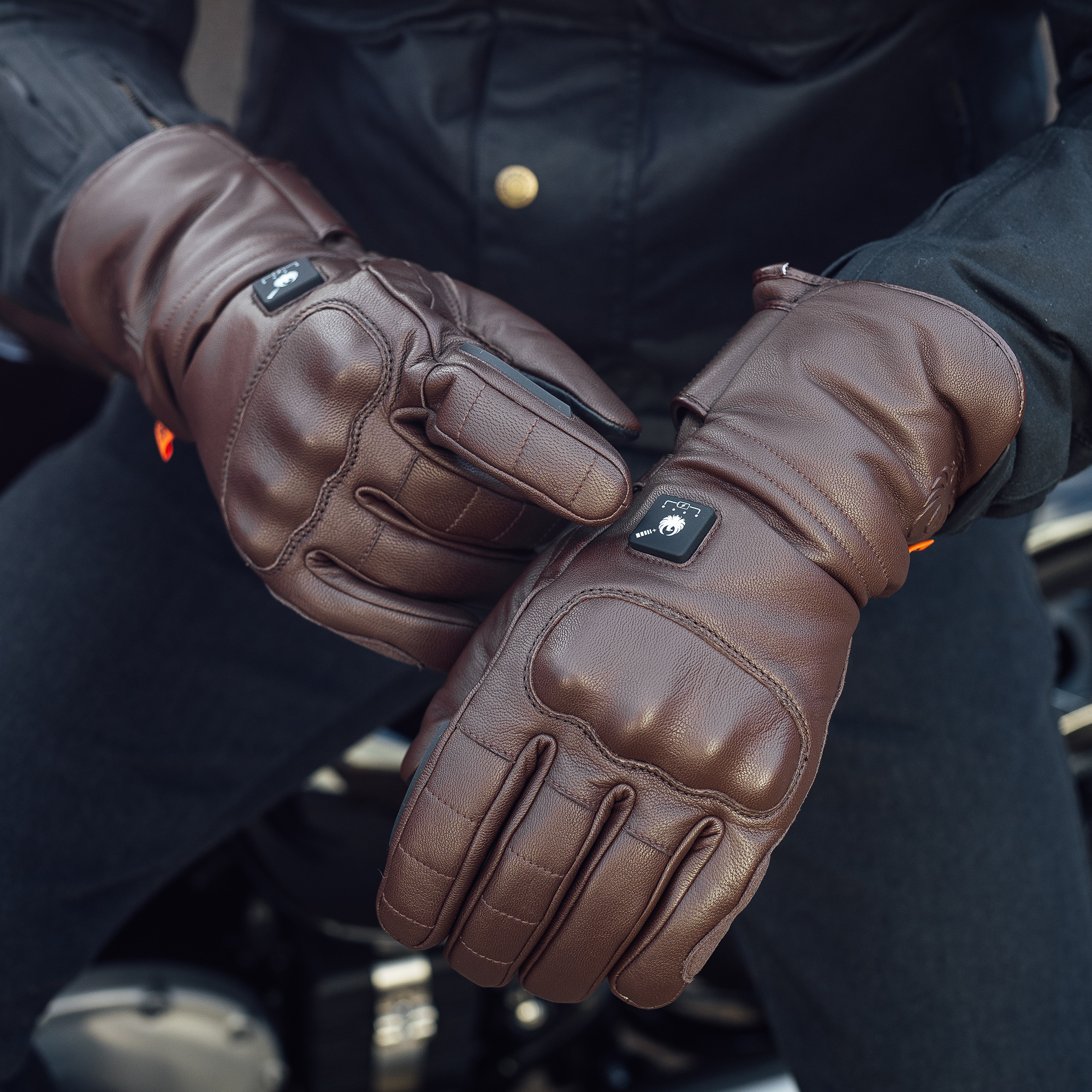 Bednall CE2 Heated Leather Glove Brown Lifestlye Bednall CE2 Heated Leather Glove Brown Lifestlye