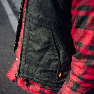 Merlin Bobber Vest Black Lifestyle3 Merlin Bobber Vest Black Lifestyle3