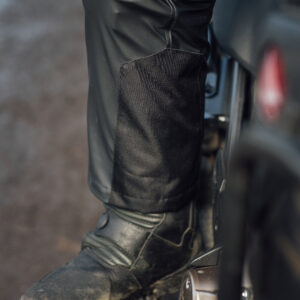 Merlin HydroShield Over Trouser Lifestyle Calf2 Merlin HydroShield Over Trouser Lifestyle Calf2