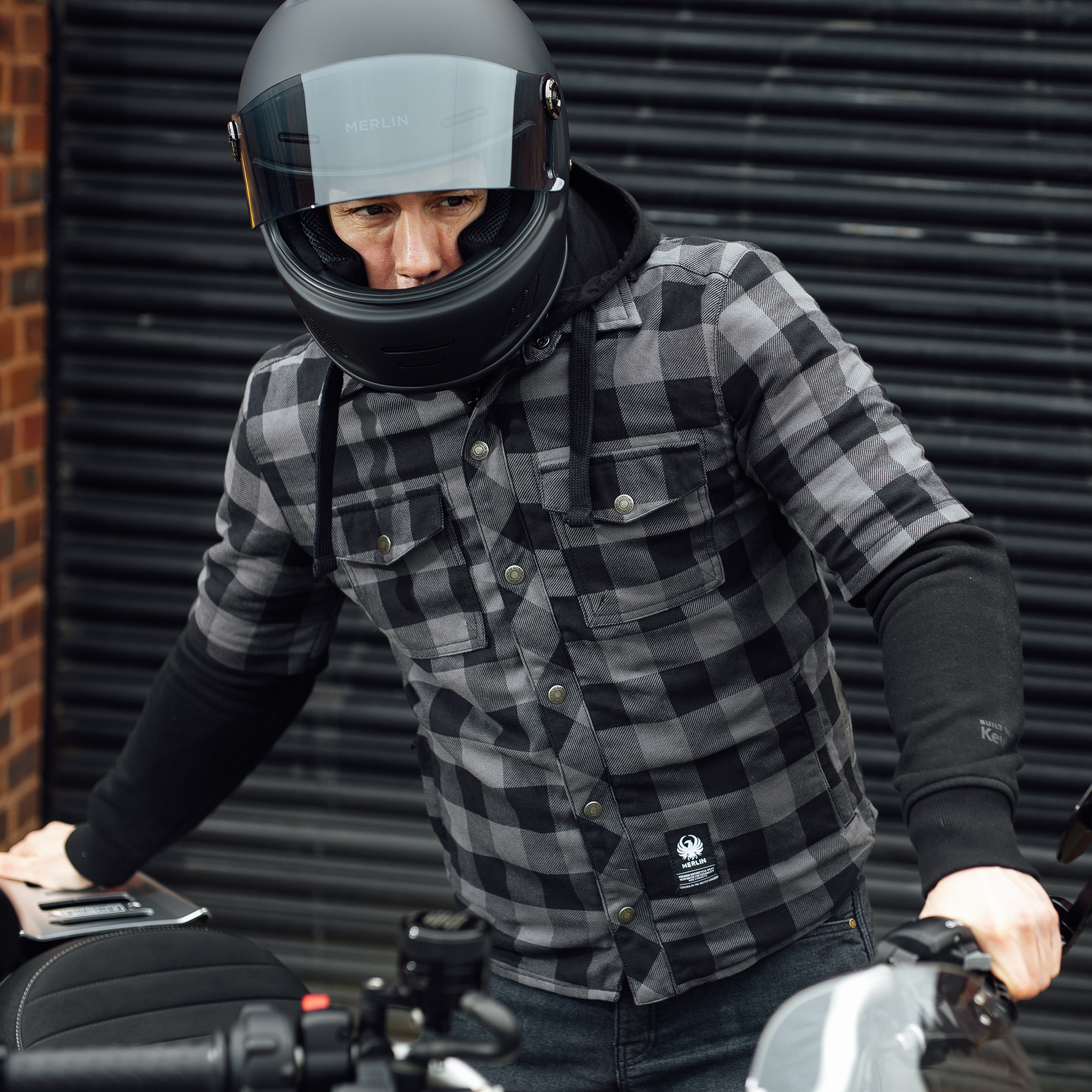 Deadwood Over Shirt Hoody Merlin Grey Lifestyle2 Deadwood Over Shirt Hoody Merlin Grey Lifestyle2
