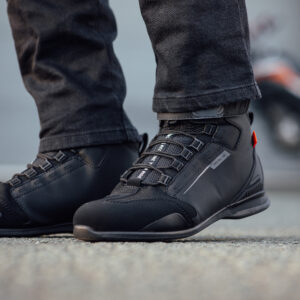Merlin Street Pro Boot Lifestyle2