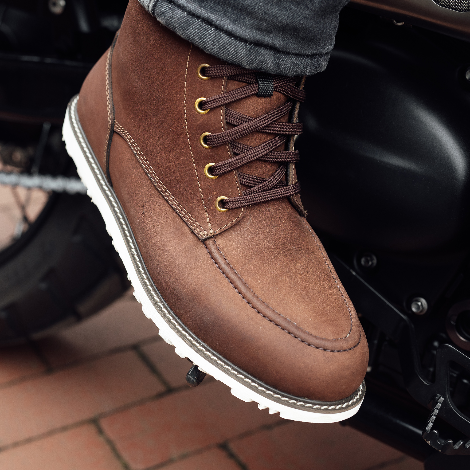 Worker D3O WP Boot Merlin Dark Brown Lifestyle Worker D3O WP Boot Merlin Dark Brown Lifestyle