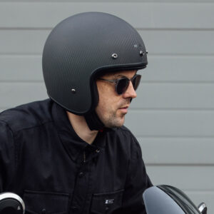 Blackbird Carbon Matt Lifestyle2 Blackbird Carbon Matt Lifestyle2