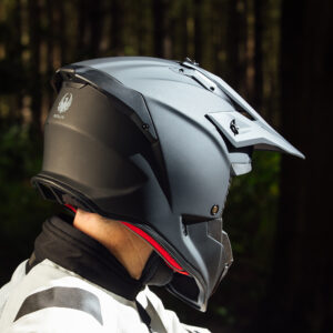 MHM308 Enduro Matt Black Lifestyle3